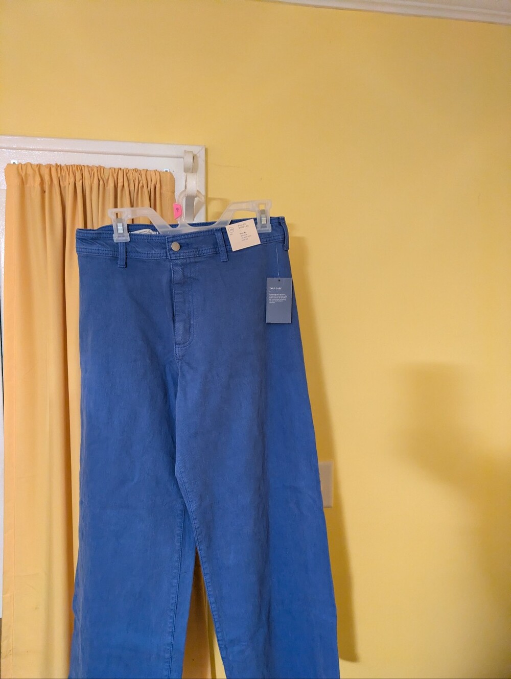 High-Rise Wide-Leg Jeans in Indigo Blue